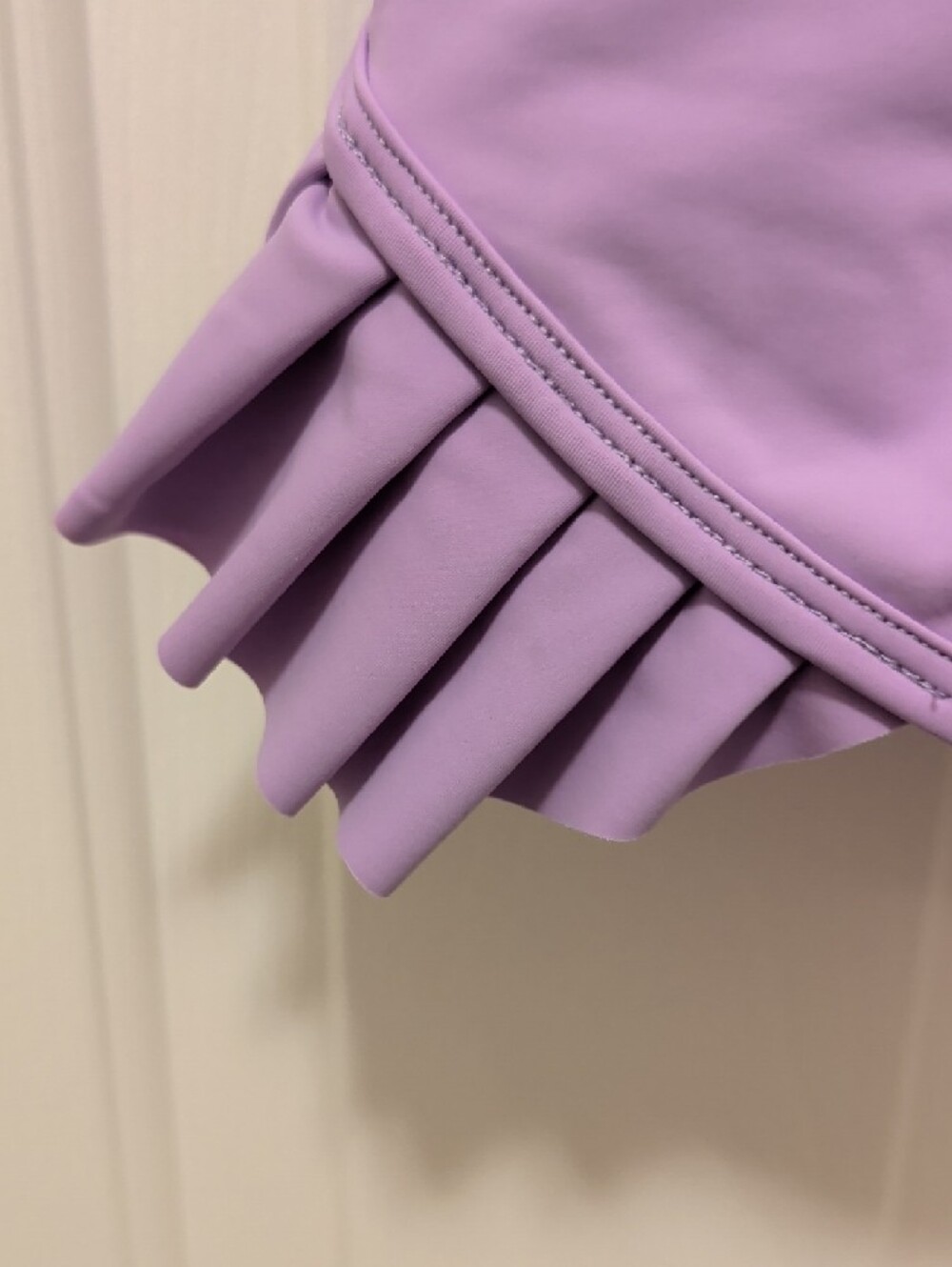 Lulupop Lilac and White Pole Fitness Outfit - Picture 14 of 16